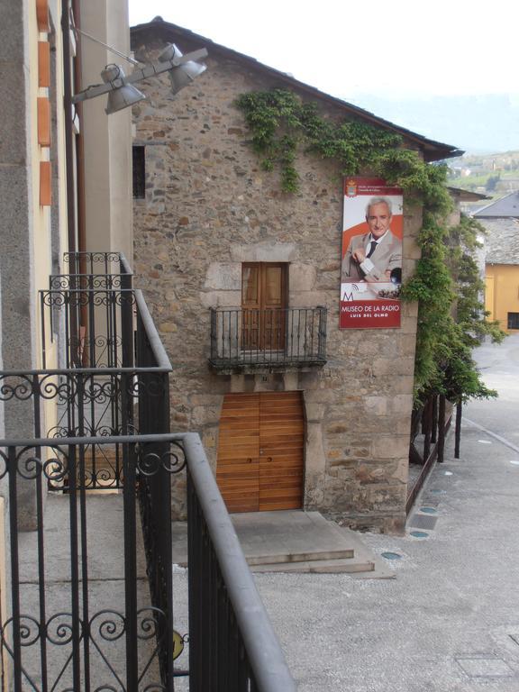 Hostal Virgen de la Encina Ponferrada Habitación foto